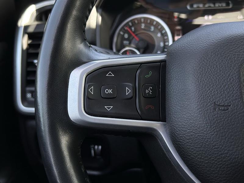 RAM 1500 Big Horn Crew Cab SWB 4WD 2022