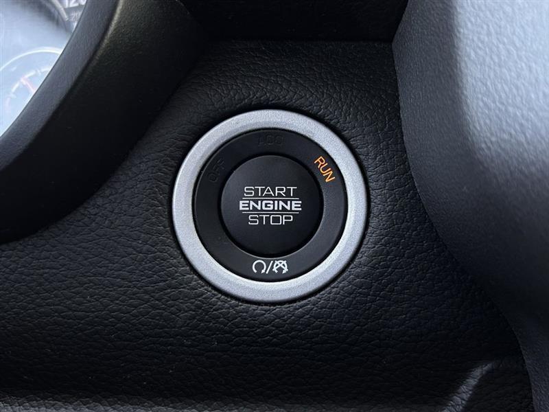 RAM 1500 Big Horn Crew Cab SWB 4WD 2022