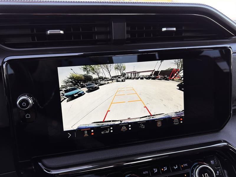 GMC Sierra 1500 AT4 Crew Cab 4WD 2024