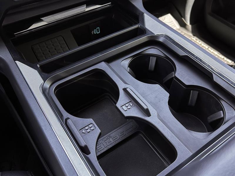 Ford F-250 SD Lariat Crew Cab 4WD 2023