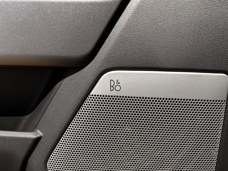 Ford F-250 SD Lariat Crew Cab 4WD 2023