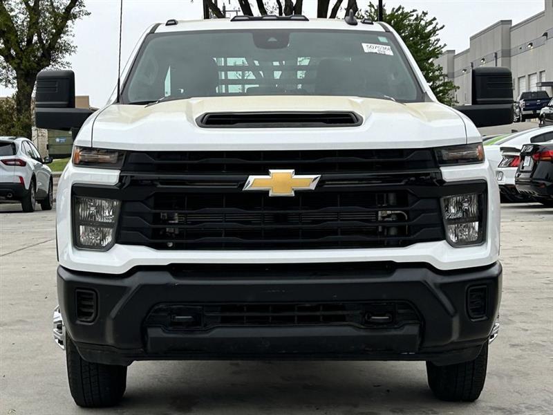 Chevrolet Silverado 3500HD Work Truck Crew Cab 4WD 2025