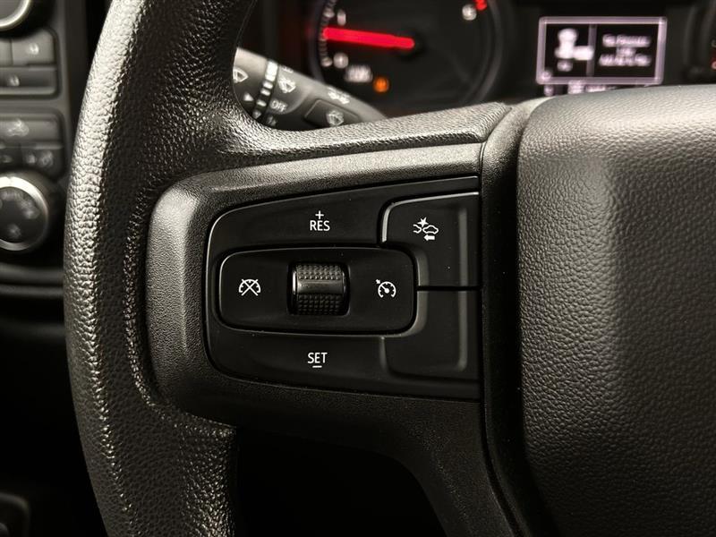 Chevrolet Silverado 3500HD Work Truck Crew Cab 4WD 2025