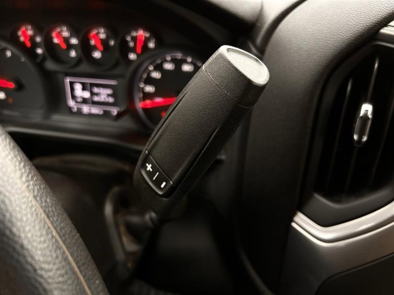 Chevrolet Silverado 3500HD Work Truck Crew Cab 4WD 2025