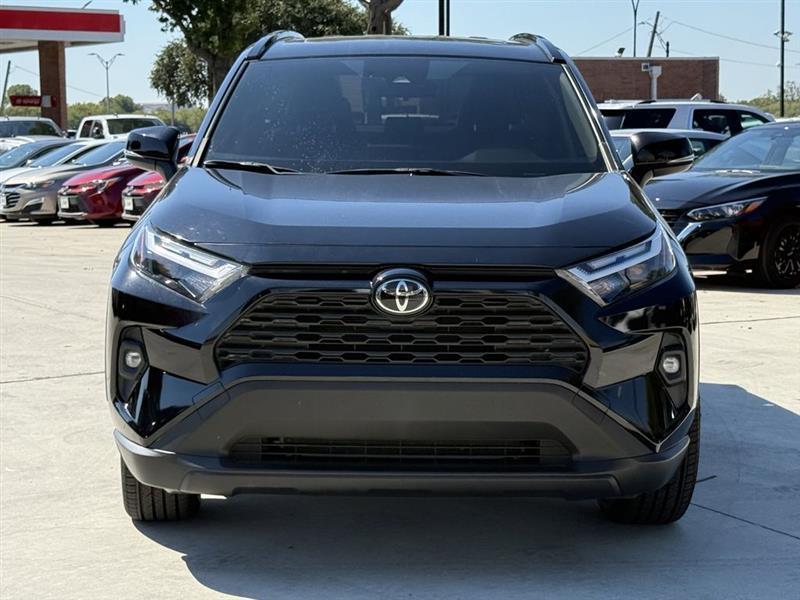 Toyota RAV4 XLE Premium 2022