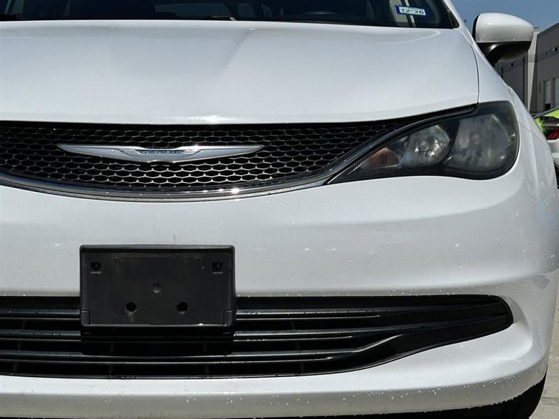 Chrysler Pacifica Touring 2017