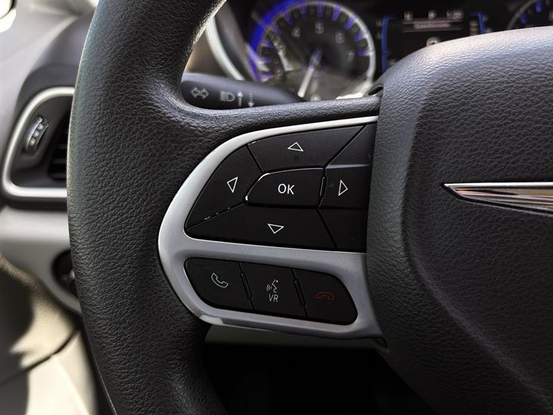 Chrysler Pacifica Touring 2017