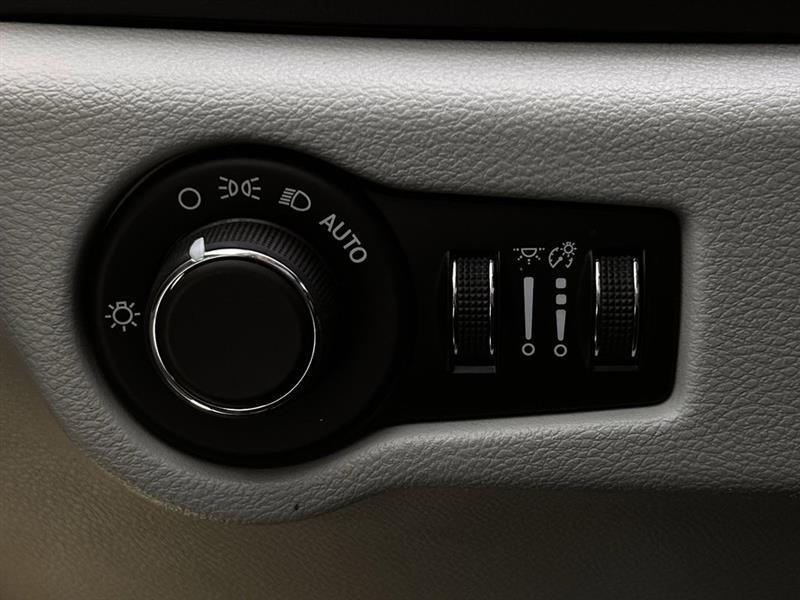 Chrysler Pacifica Touring 2017