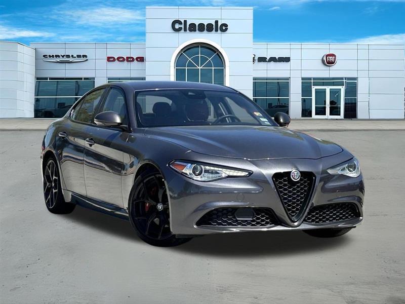 2020 Alfa Romeo Giulia Base