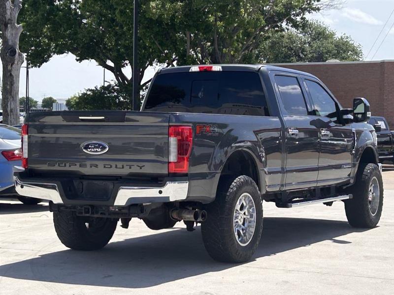 Ford F-250 SD Lariat Crew Cab 4WD 2019