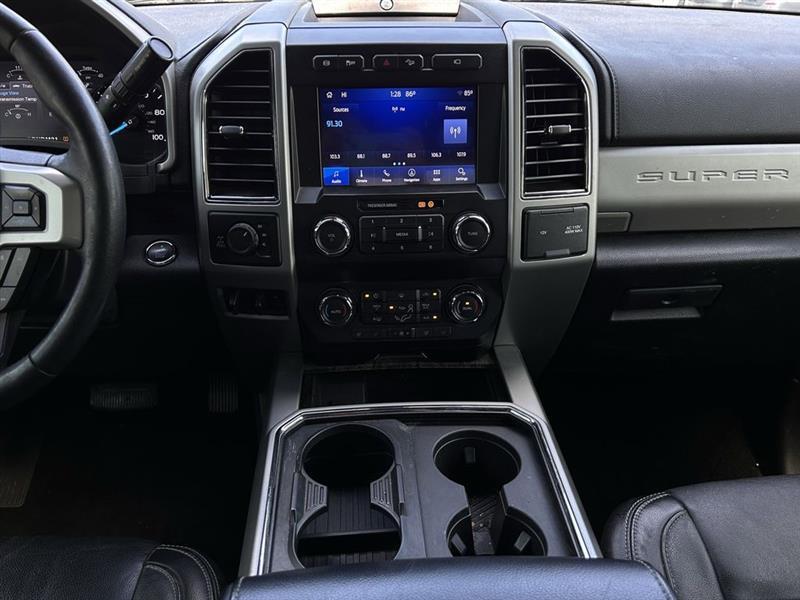 Ford F-250 SD Lariat Crew Cab 4WD 2019