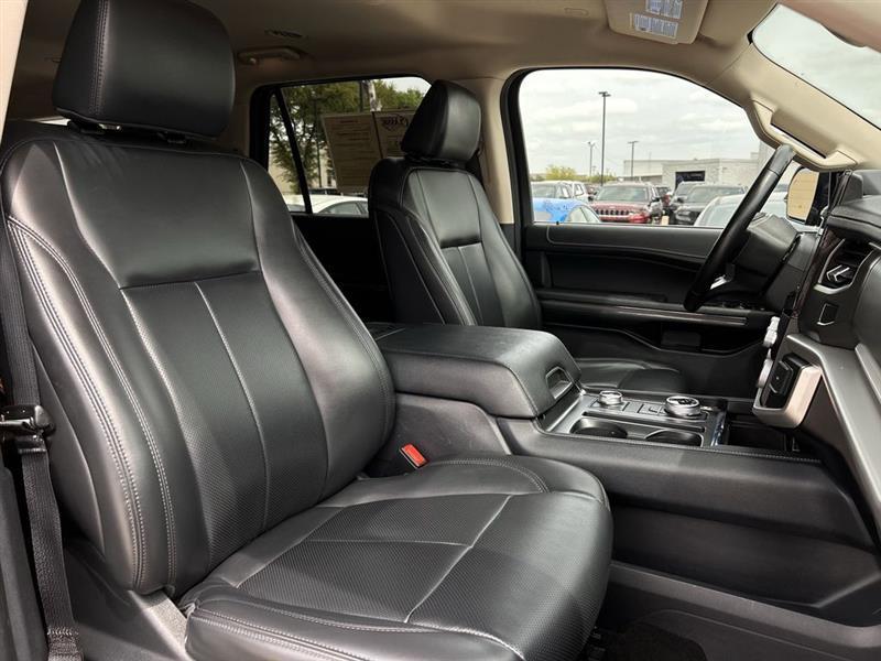 Ford Expedition MAX XLT 4WD 2024