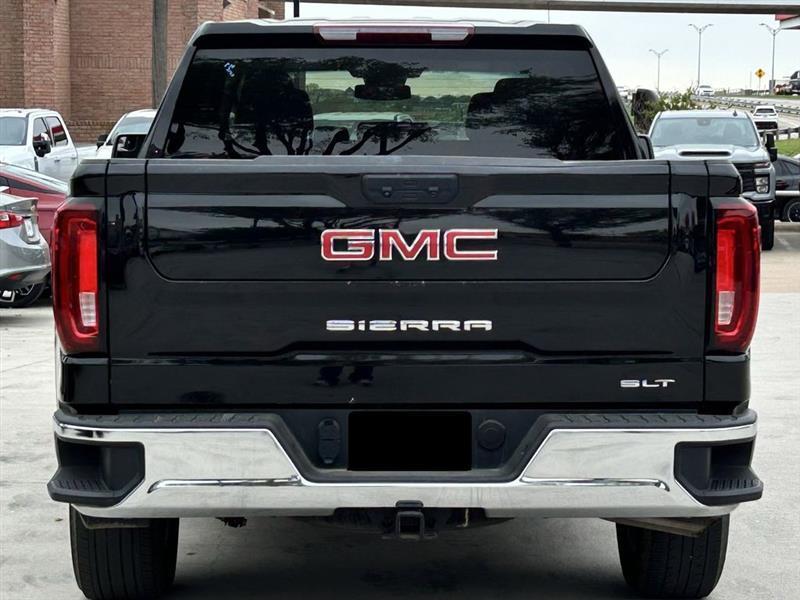 GMC Sierra 1500 SLT Crew Cab 4WD 2025