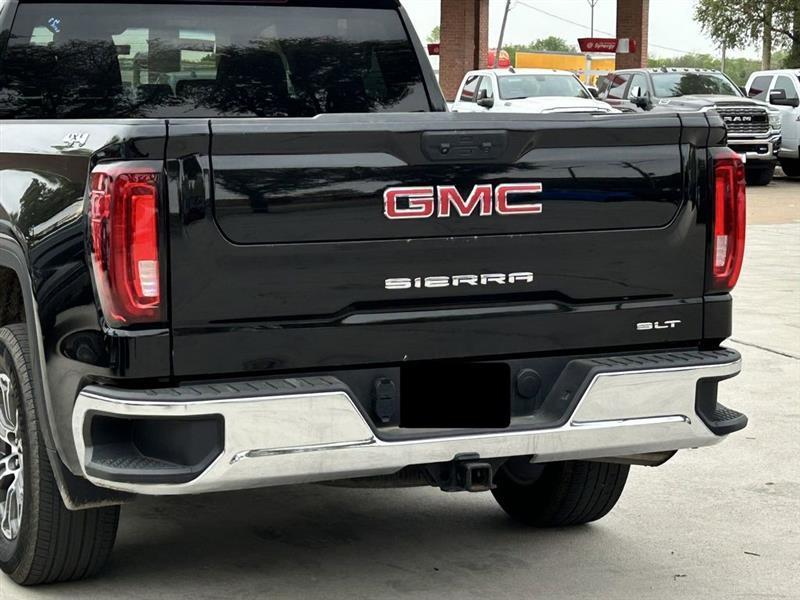 GMC Sierra 1500 SLT Crew Cab 4WD 2025