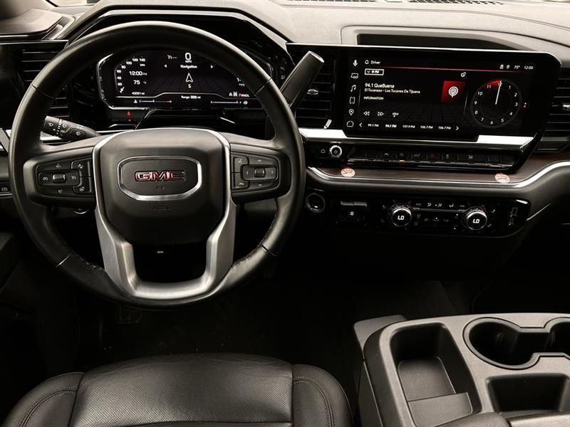 GMC Sierra 1500 SLT Crew Cab 4WD 2025