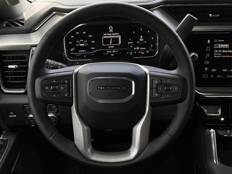 GMC Sierra 3500HD Denali Crew Cab 4WD 2025