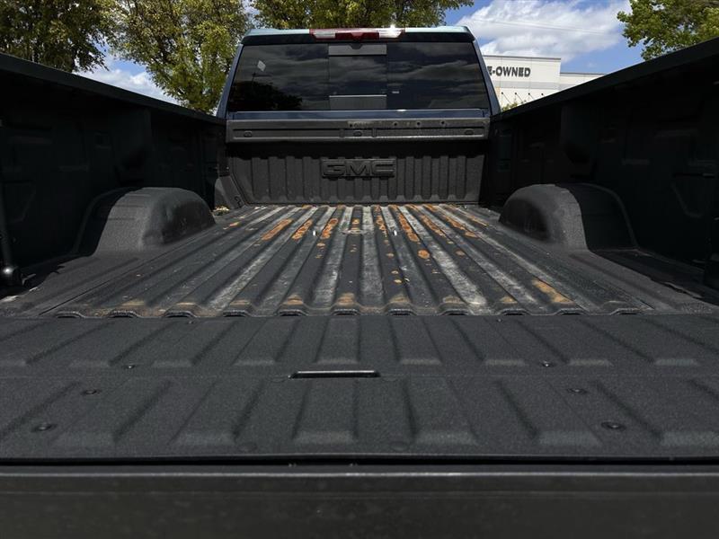 GMC Sierra 3500HD Denali Crew Cab 4WD 2025