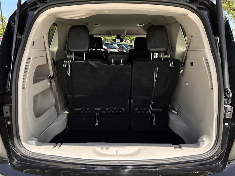 Chrysler Pacifica Touring L 2024