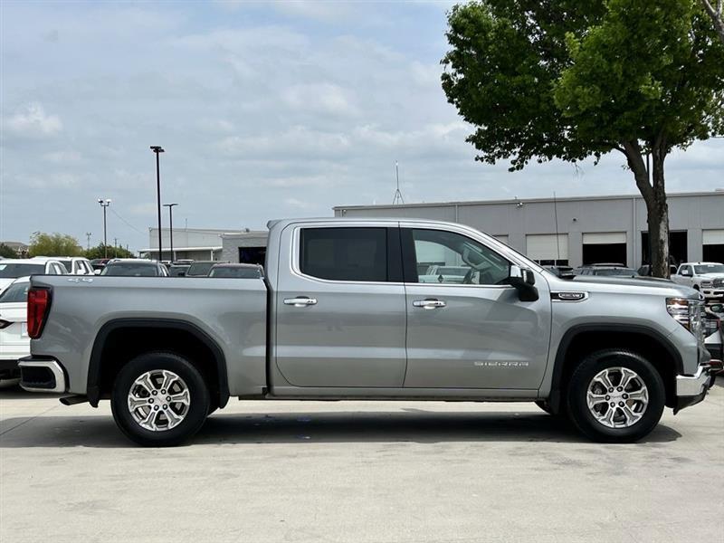 GMC Sierra 1500 SLT Crew Cab 4WD 2025