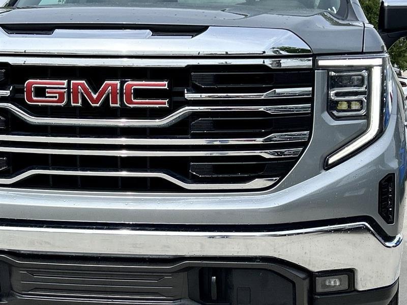 GMC Sierra 1500 SLT Crew Cab 4WD 2025