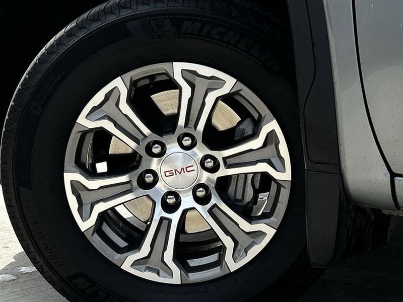 GMC Sierra 1500 SLT Crew Cab 4WD 2025