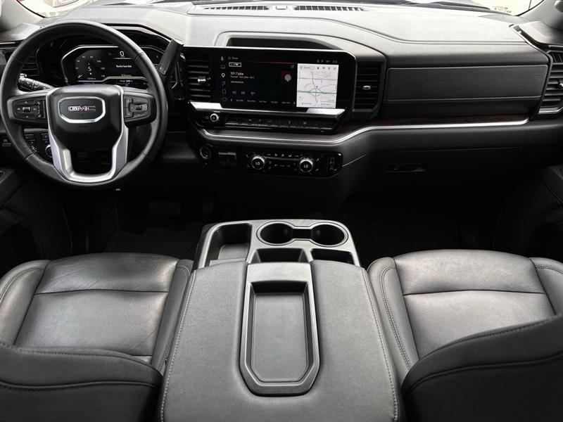 GMC Sierra 1500 SLT Crew Cab 4WD 2025