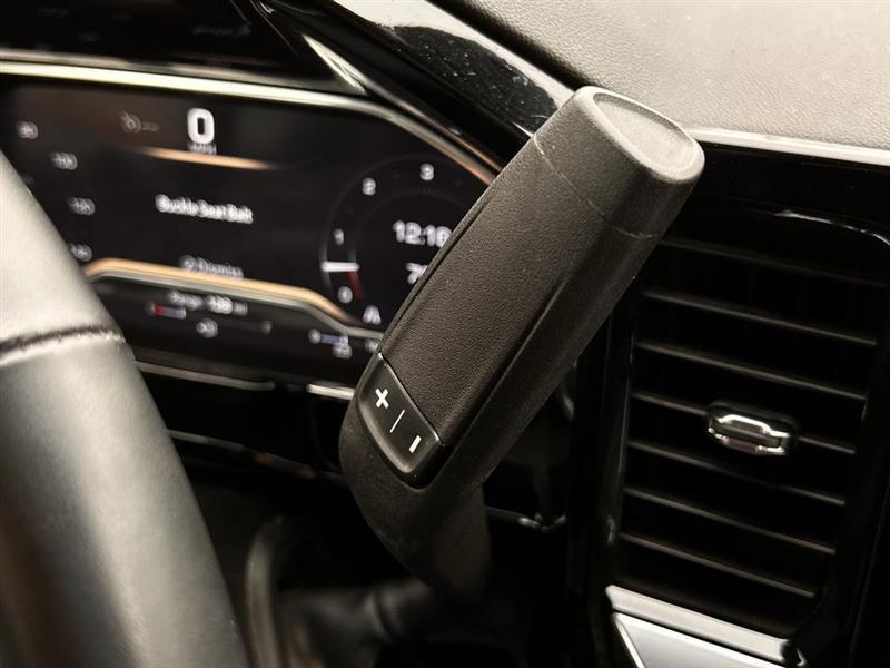 GMC Sierra 1500 SLT Crew Cab 2WD 2025