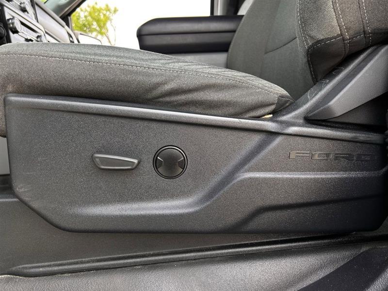 Ford F-150 XLT SuperCrew 5.5-ft. Bed 4WD 2023