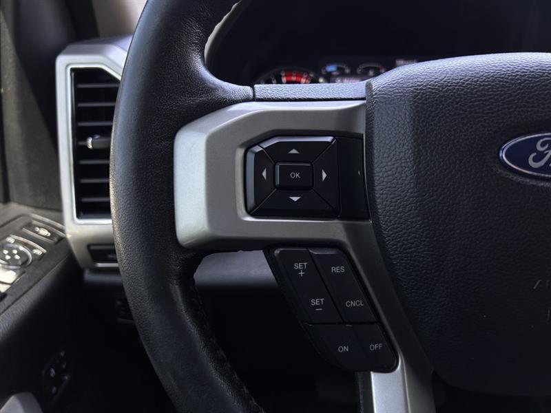 Ford F-250 SD Lariat Crew Cab 4WD 2020