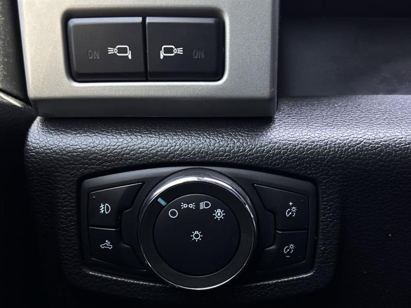 Ford F-250 SD Lariat Crew Cab 4WD 2020