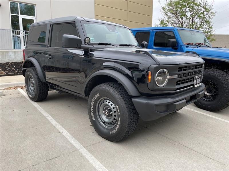2022 Ford Bronco Base 2-Door