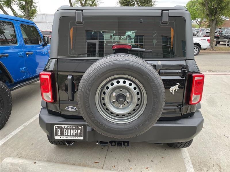 Ford Bronco Base 2-Door 2022