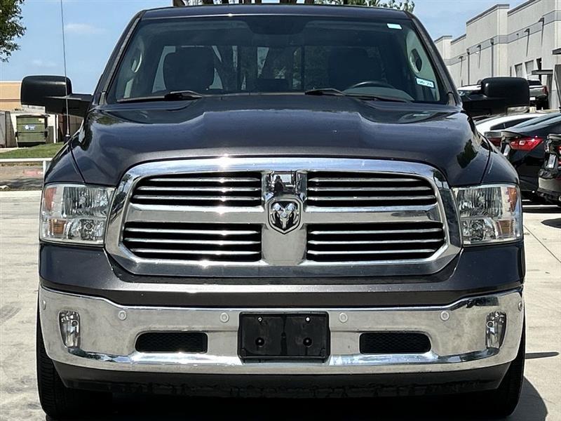 RAM 1500 SLT Crew Cab SWB 2WD 2016