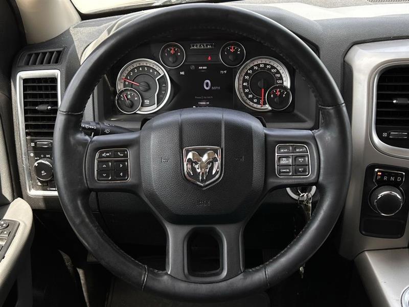 RAM 1500 SLT Crew Cab SWB 2WD 2016