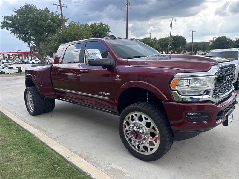 2023 RAM 3500 Limited 4X4 Mega Cab's photo
