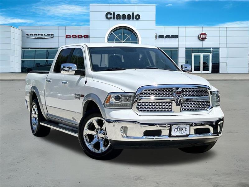 2016 RAM 1500 Laramie Crew Cab SWB 2WD
