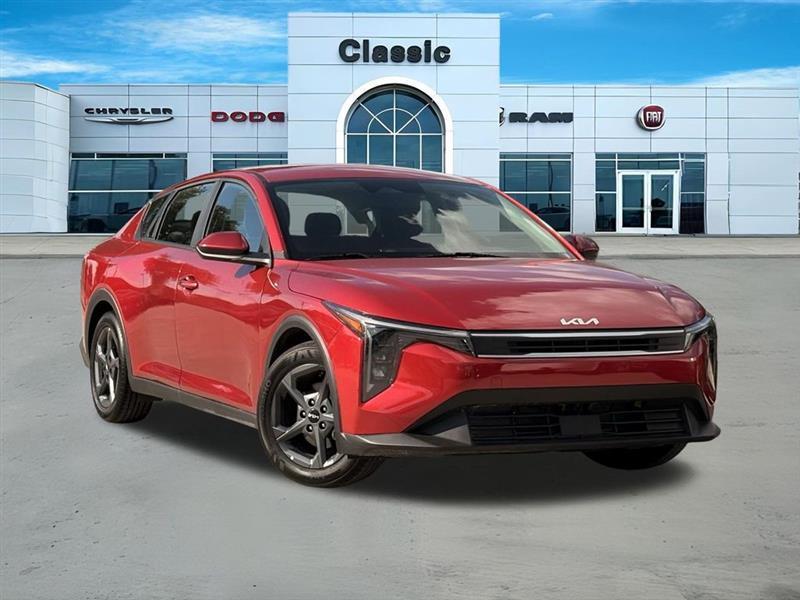 2025 Kia K4 LXS