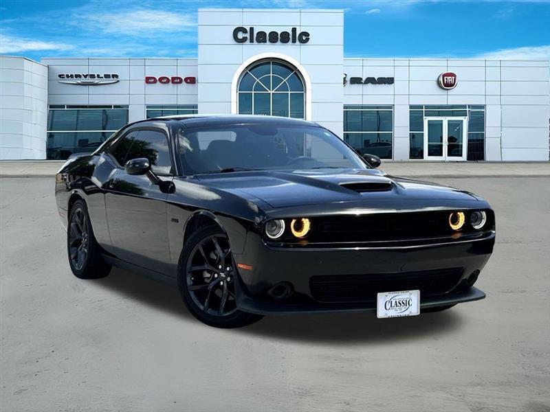 2023 Dodge Challenger R/T Plus