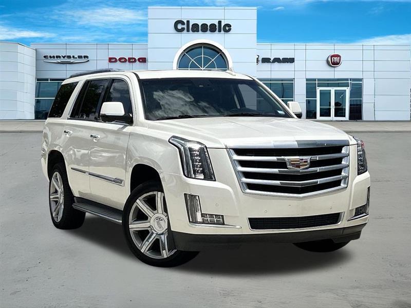 2015 Cadillac Escalade Luxury 2WD