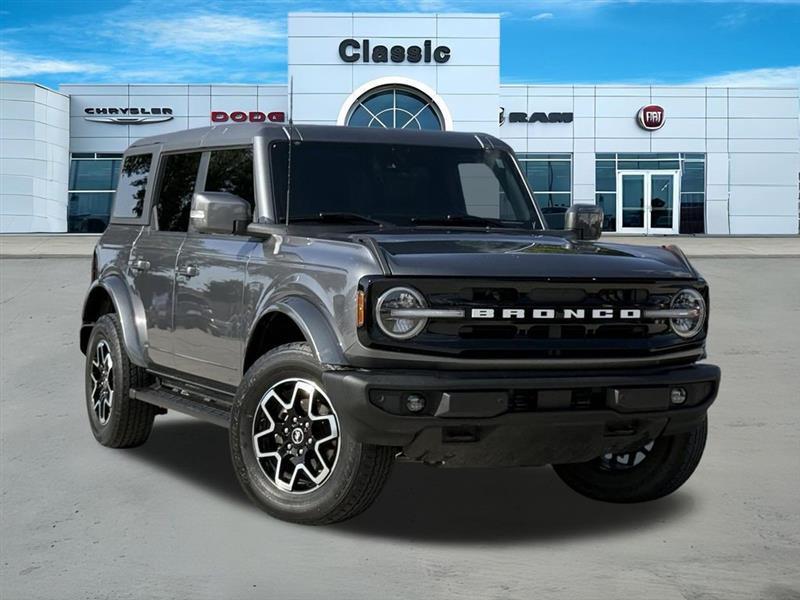2024 Ford Bronco Outer Banks 4-Door
