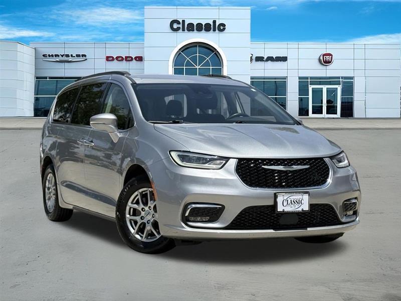 2021 Chrysler Pacifica Touring Plus