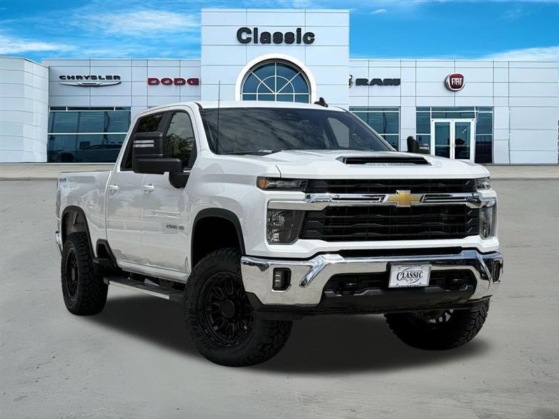 2025 Chevrolet Silverado 2500HD LT Crew Cab Long Box 4WD