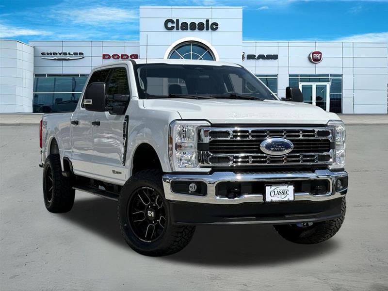 2024 Ford F-250 SD XLT Crew Cab 4WD