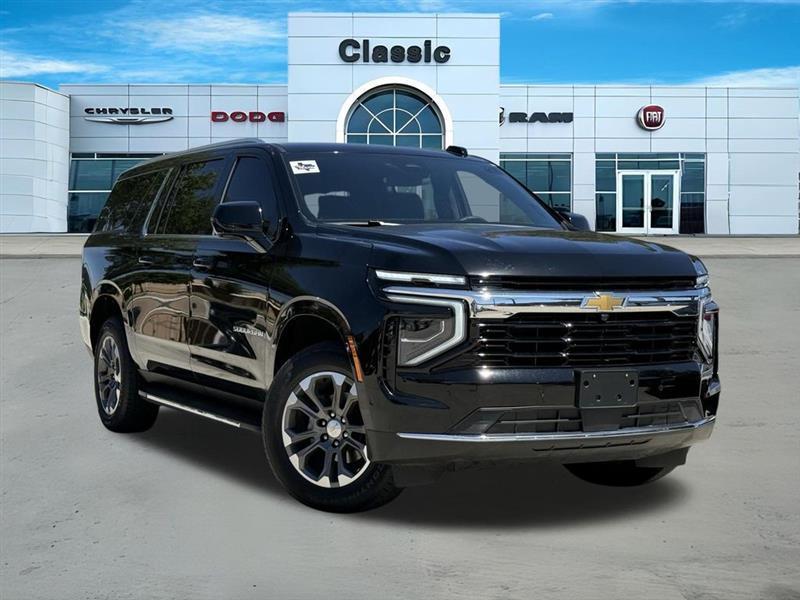 2025 Chevrolet Suburban LS 4WD