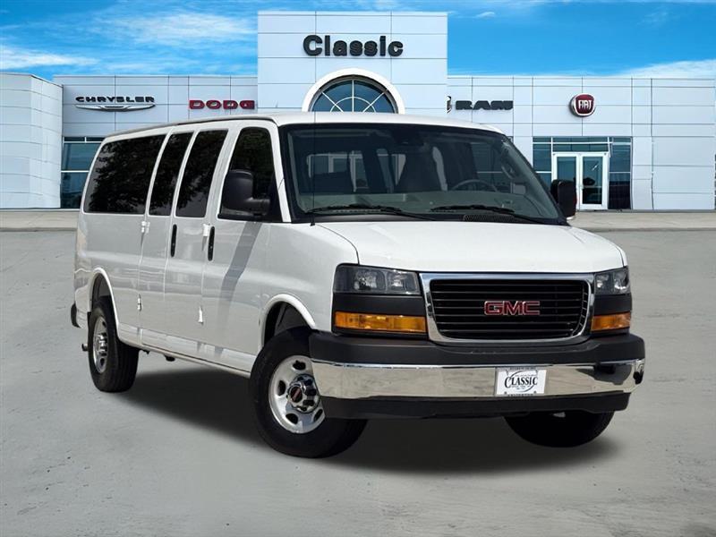 2026 GMC Savana LT 3500 Ext.