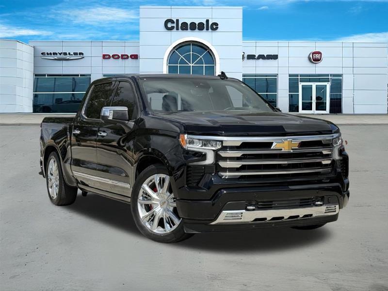 2023 Chevrolet Silverado 1500 High Country Crew Cab 4WD