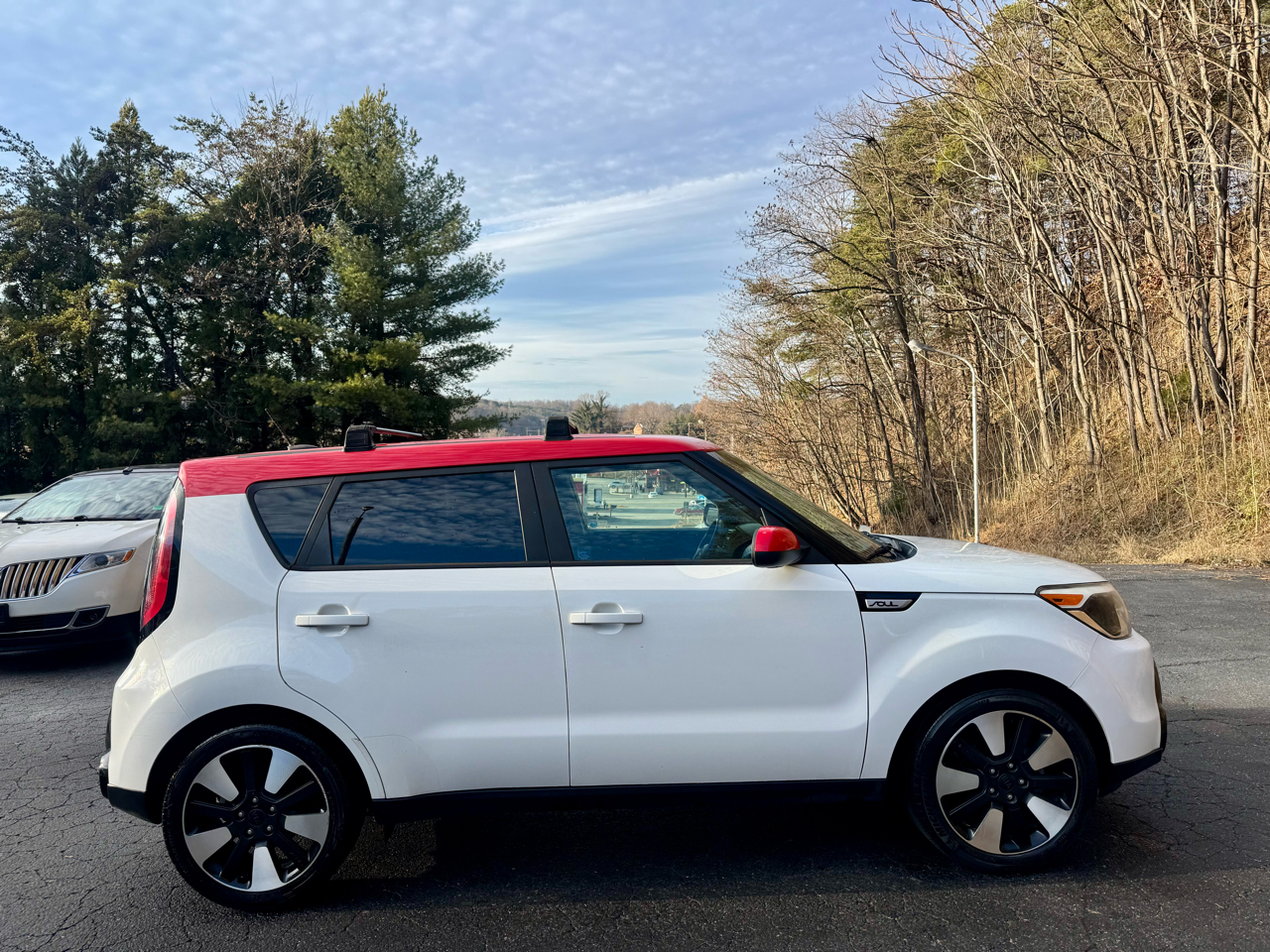 Kia Soul + w/Signature 2.0 Special Edition 2016