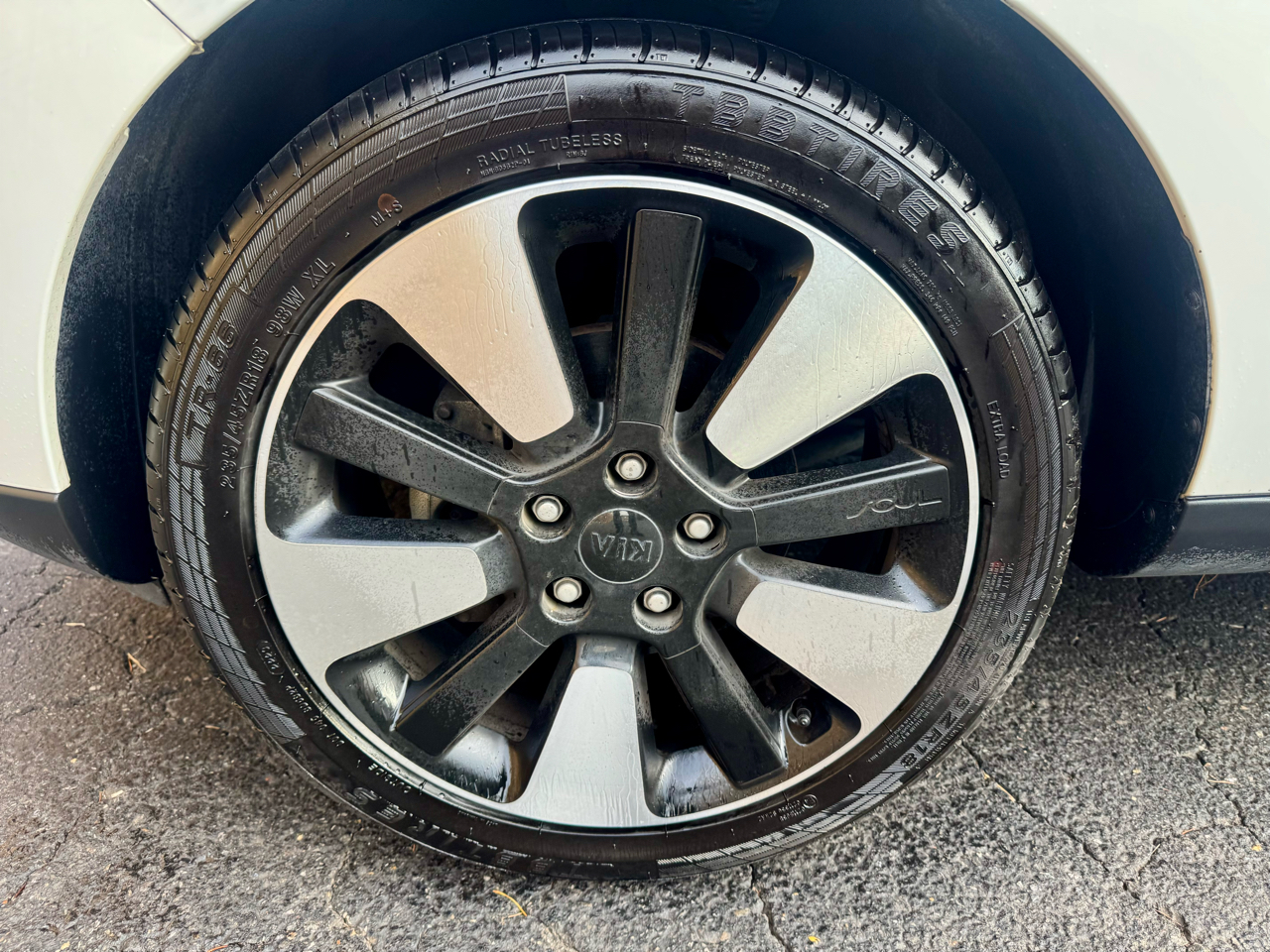 Kia Soul + w/Signature 2.0 Special Edition 2016