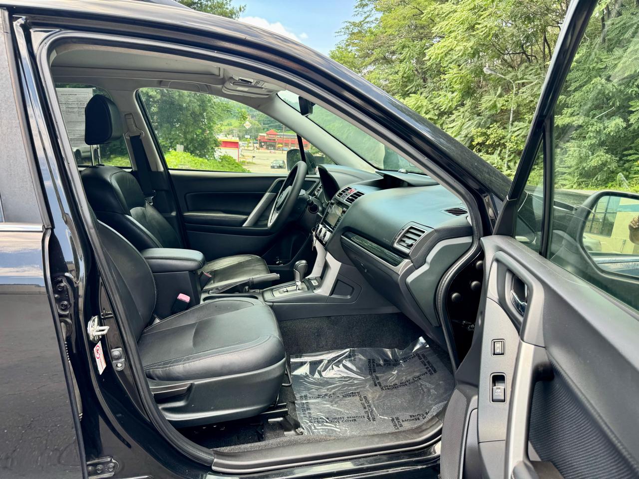 Subaru Forester 2.5i Limited 2017