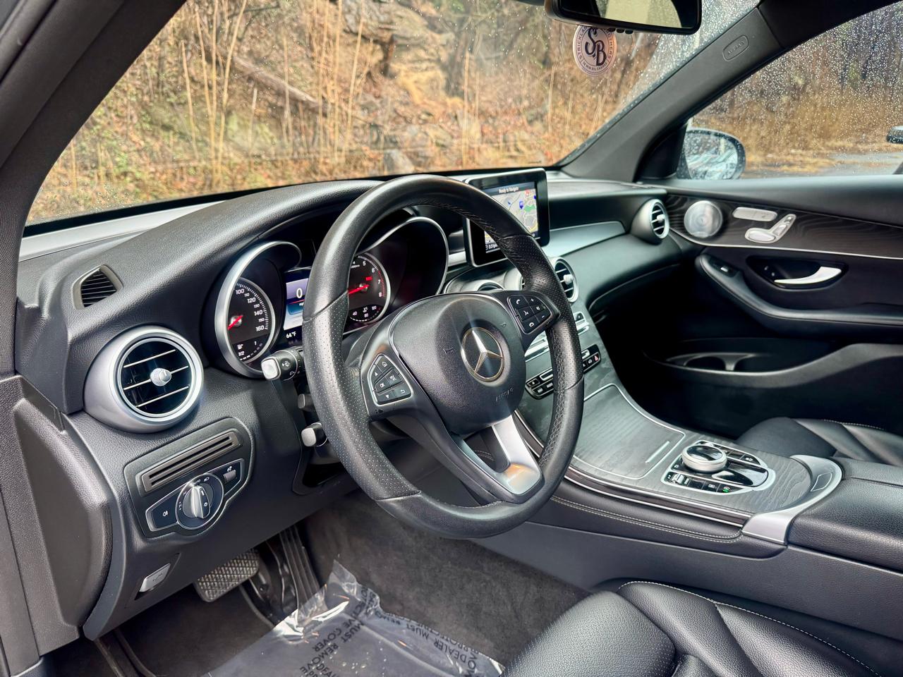 Mercedes-Benz GLC-Class GLC300 2017